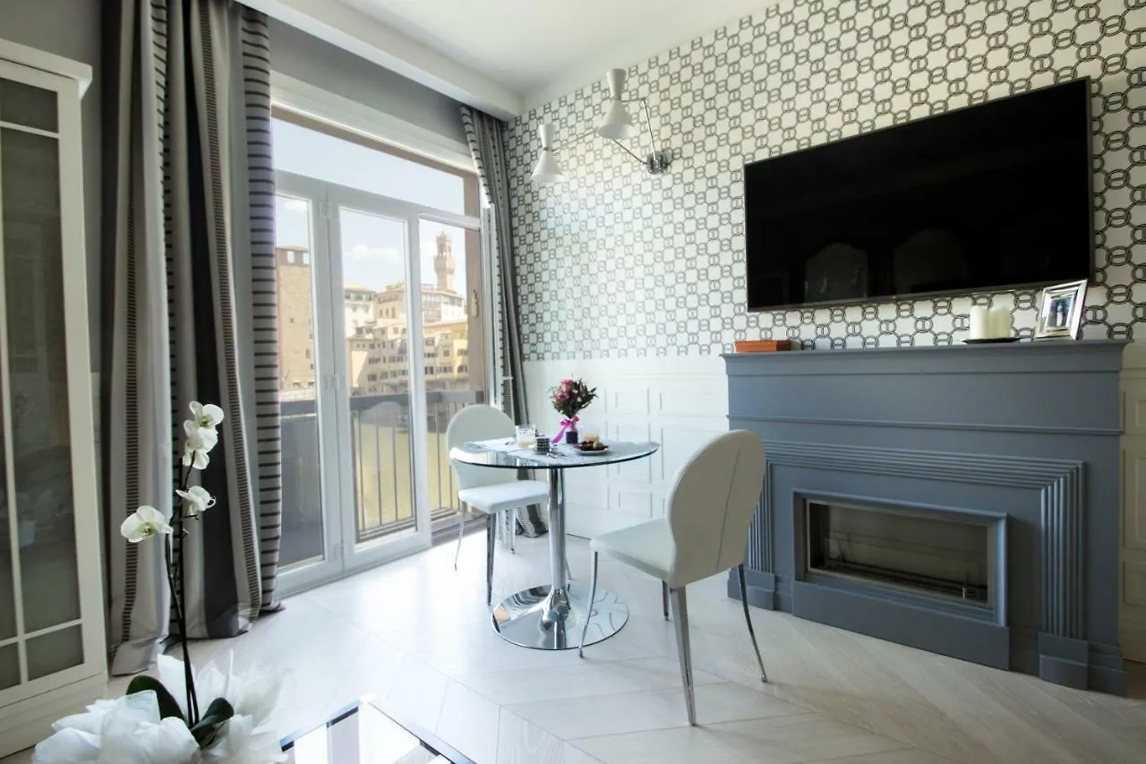 Specchi Su Pontevecchio Apartment Florence
