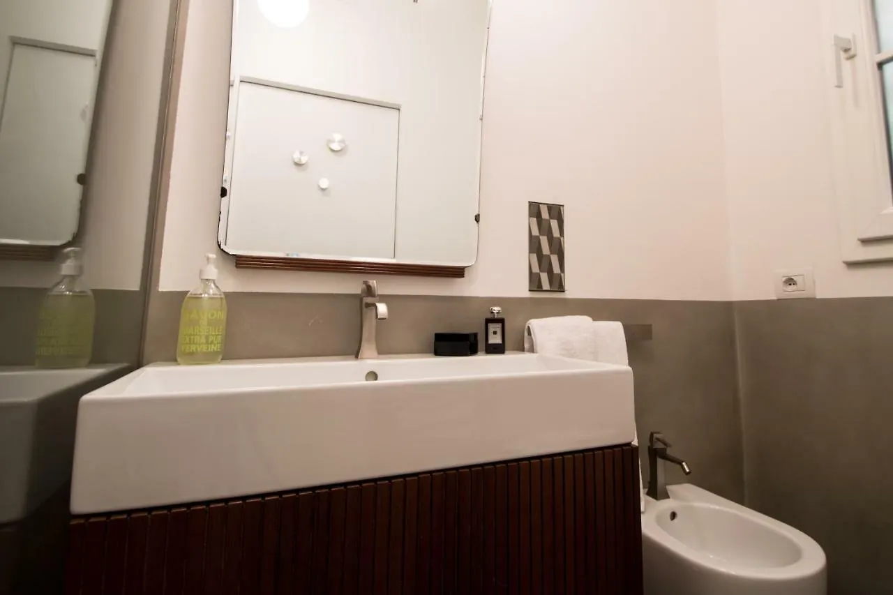 Specchi Su Pontevecchio Apartment Florence 0*,  Italy